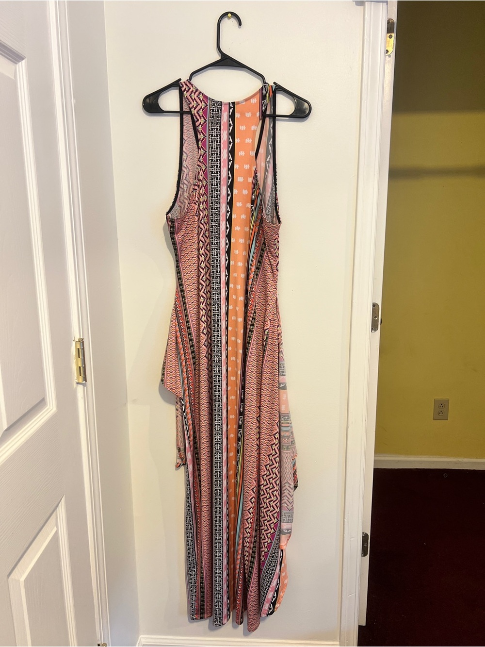 VENUS Coral and Black Patterned Sleeveless Maxi Dress